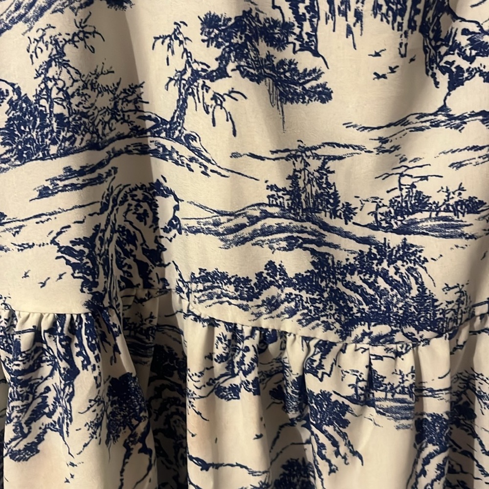 SHEIN Blue and White Abstract Dress - Picture 3 of 5